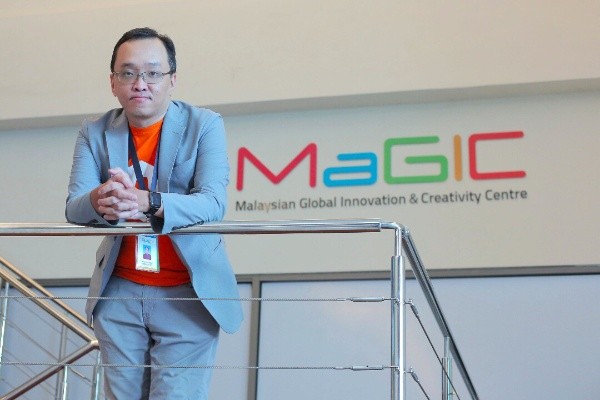 Alex Cheong photo