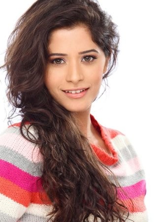 Sravy M photo